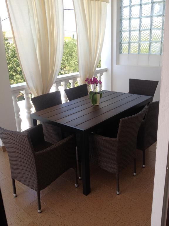 Holiday Home Villa Emma Debeljak Ngoại thất bức ảnh